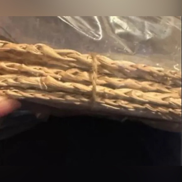 Wicker table Place Mats table settings W/cup Mats. Set Of 4 - New - Picture 4 of 4